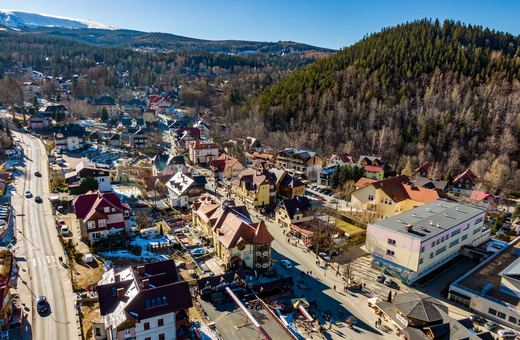 Firm w Karpaczu nieco mniej