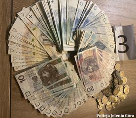 Zamknęli 7 jednorękich "bandytów"