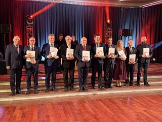 Jelenia Góra z nagrodą od związku powiatów