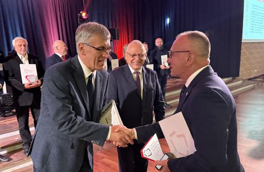 Jelenia Góra z nagrodą od związku powiatów