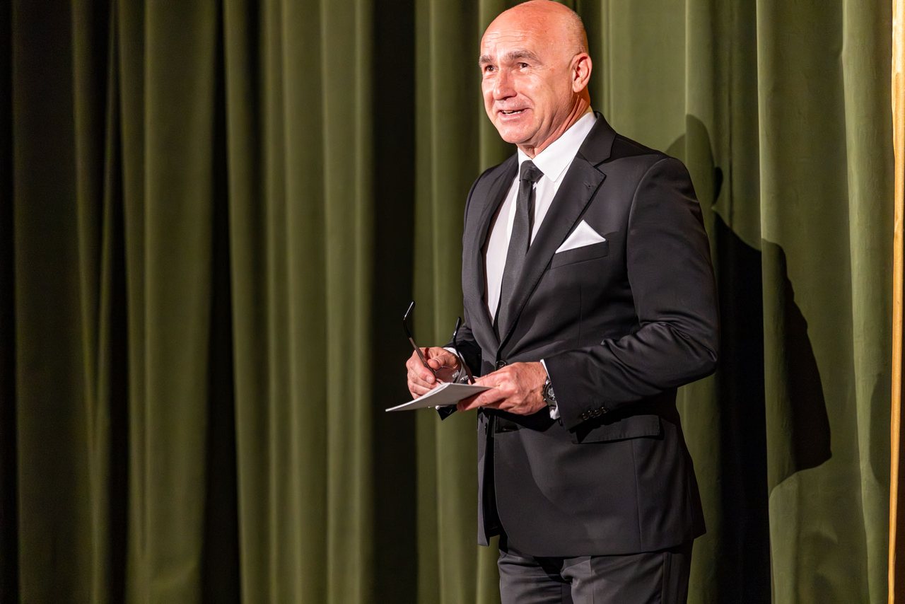 Śmiech, owacje i żadnego pecha