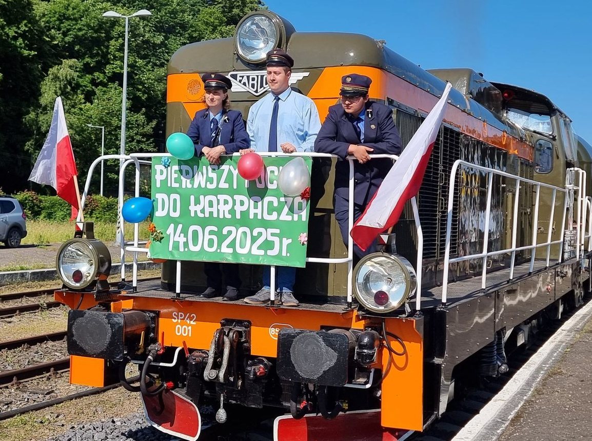 Tłumy na przejazdach retro do Karpacza