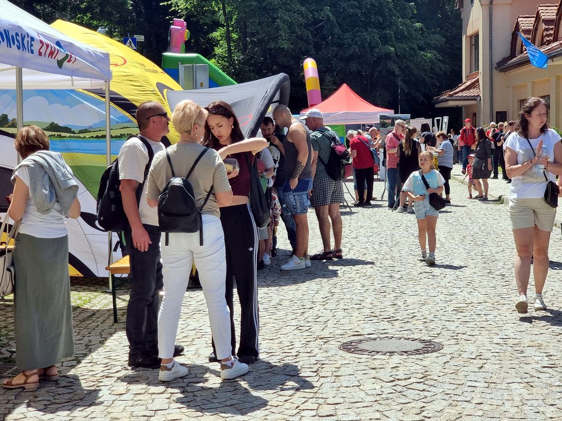 Tłumy na przejazdach retro do Karpacza
