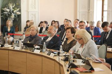 Prezydent z wotum zaufania od radnych