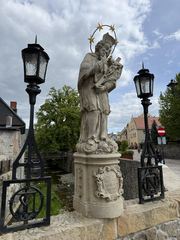 Święty Jan Nepomucen – 300 lat w sercu Kowar