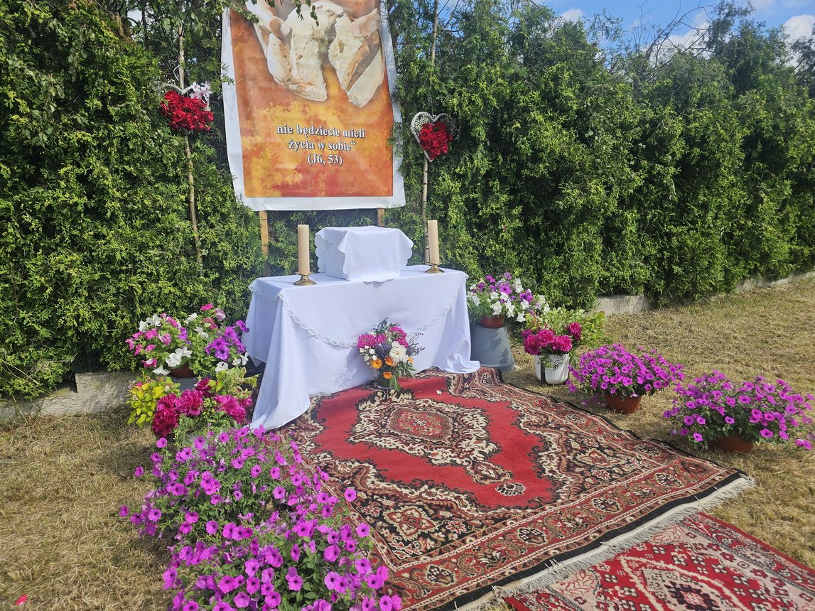 Uroczysta procesja Bożego Ciała w Cieplicach