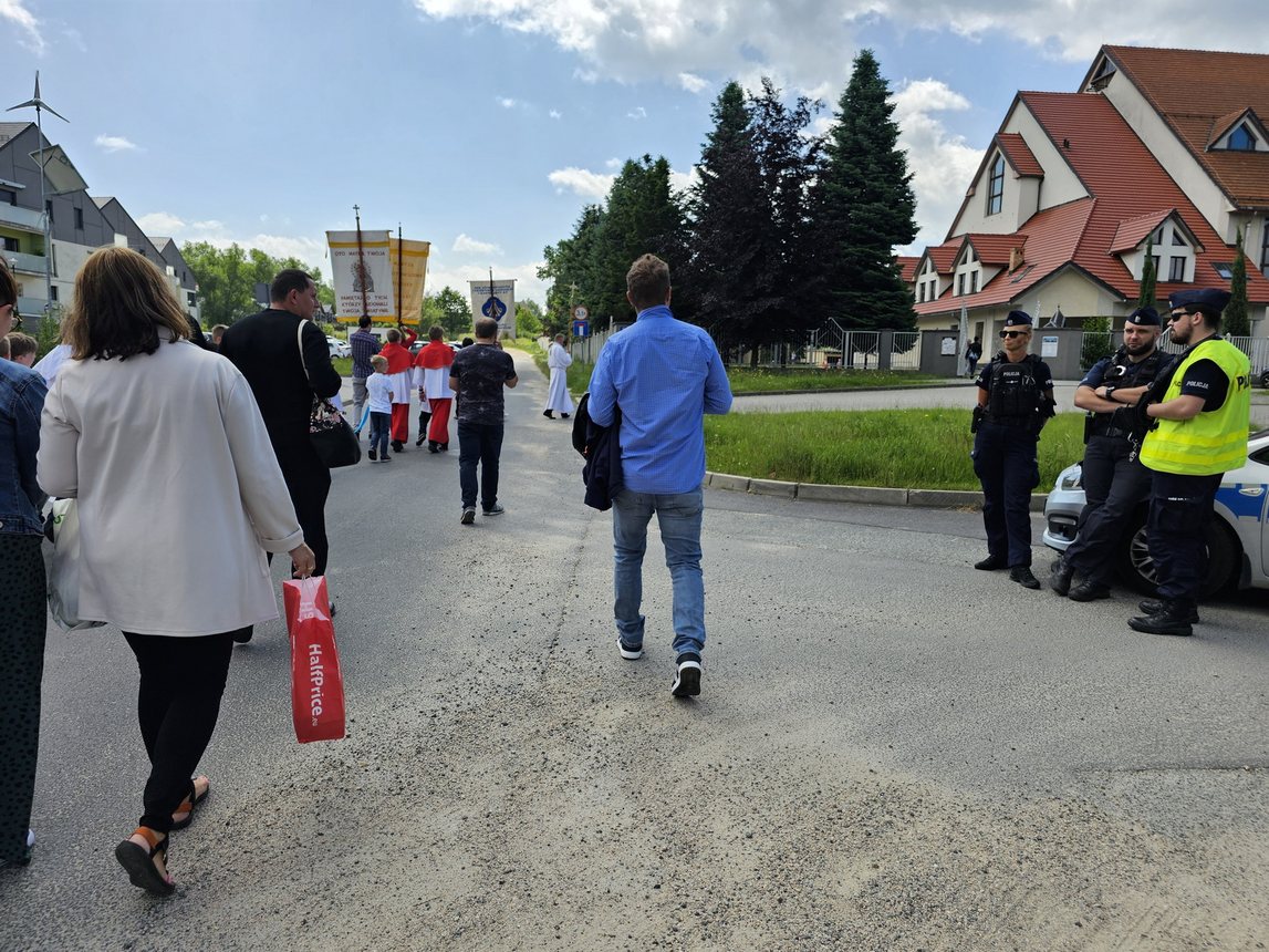 Uroczysta procesja Bożego Ciała w Cieplicach