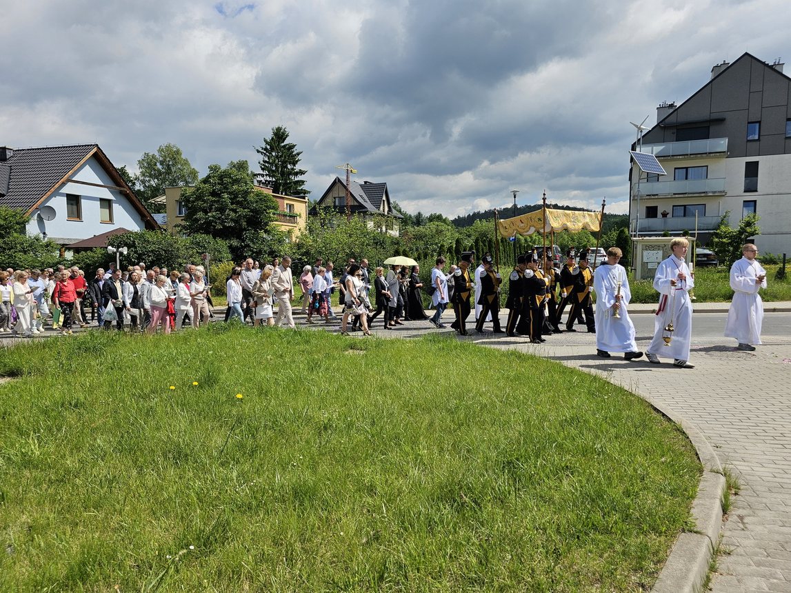 Uroczysta procesja Bożego Ciała w Cieplicach