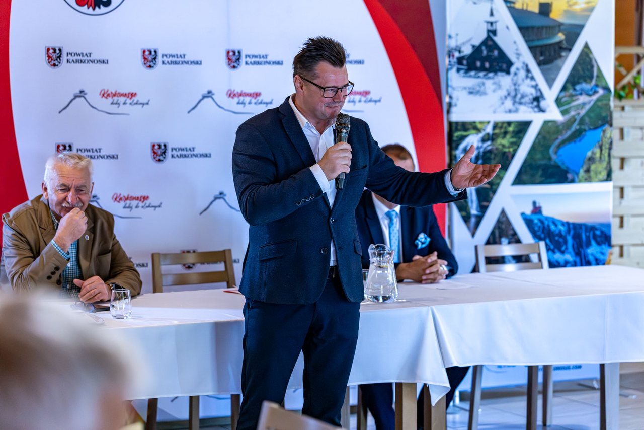 Młodzi sportowcy nagrodzeni