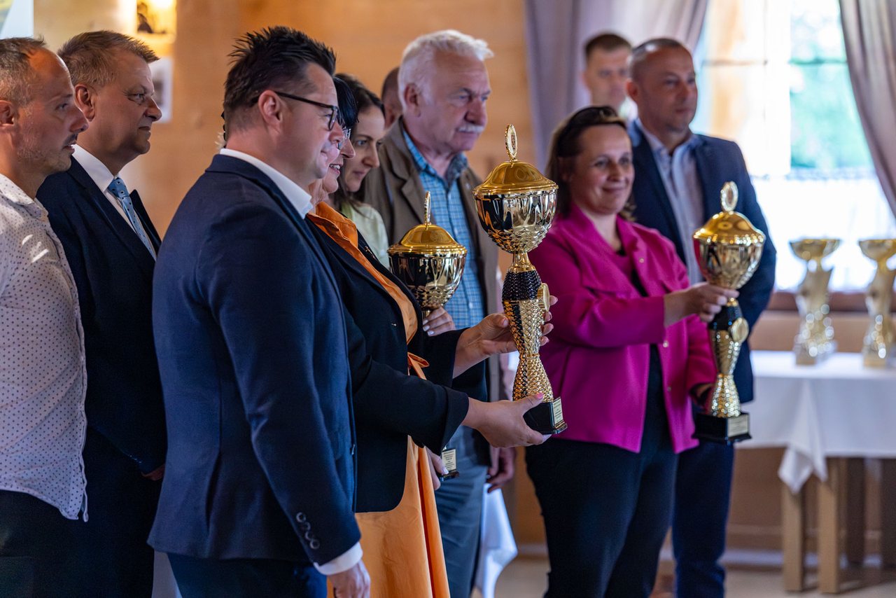 Młodzi sportowcy nagrodzeni