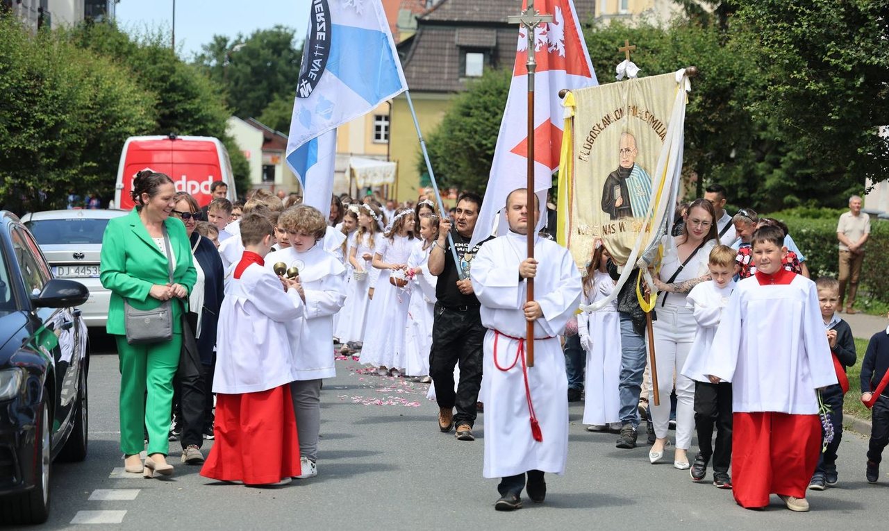 Parafia Garnizonowa uczciła Boże Ciało
