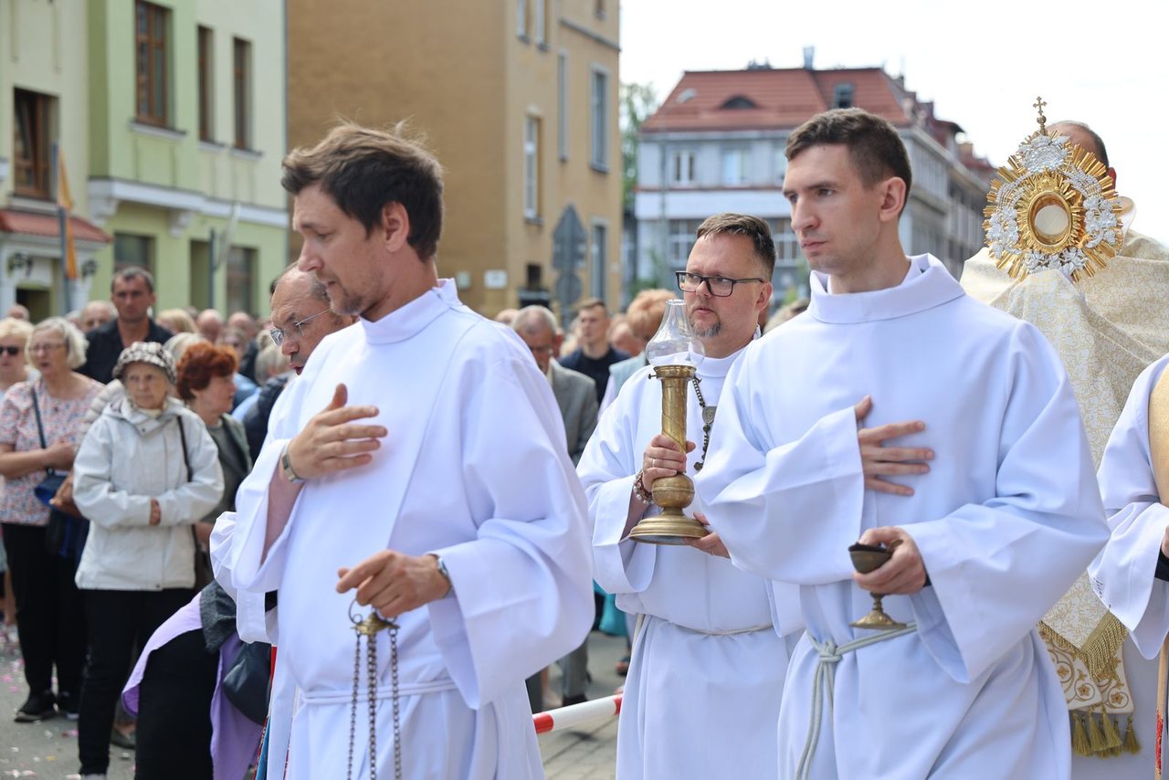 Parafia Garnizonowa uczciła Boże Ciało