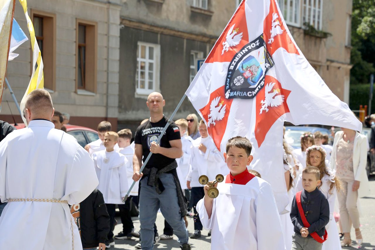 Parafia Garnizonowa uczciła Boże Ciało