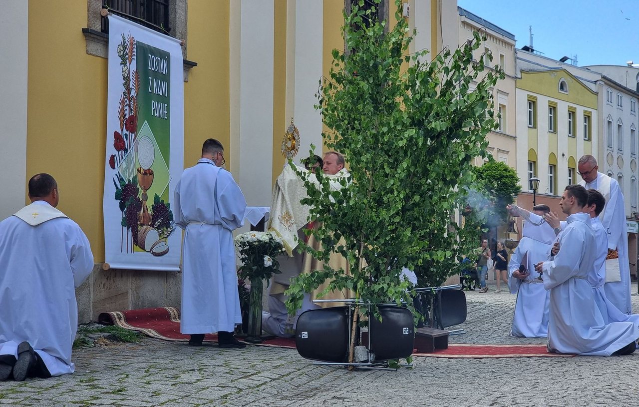 Parafia Garnizonowa uczciła Boże Ciało