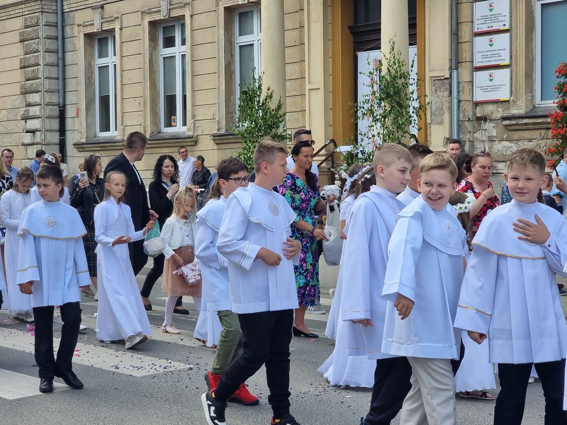 Parafia Garnizonowa uczciła Boże Ciało