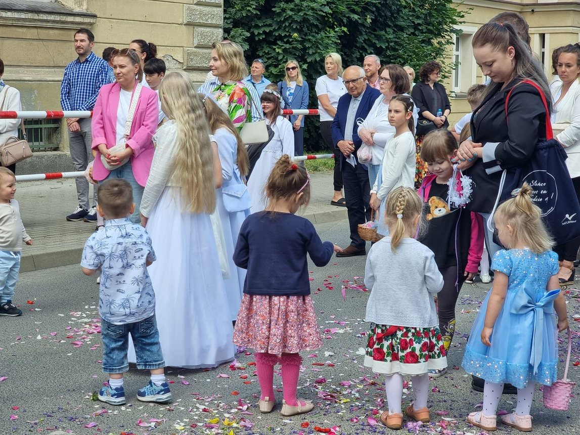 Parafia Garnizonowa uczciła Boże Ciało