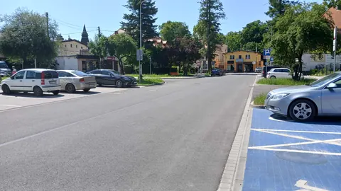 Elegancko na Kombatantów