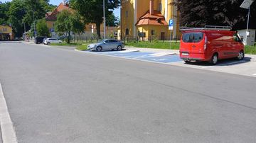 Elegancko na Kombatantów