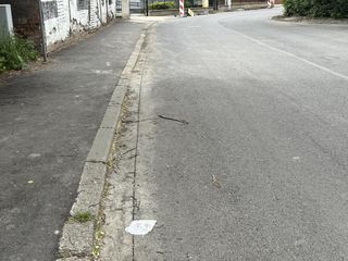 Przebudowa chodników w Cieplicach trwa