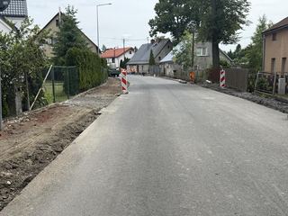 Przebudowa chodników w Cieplicach trwa