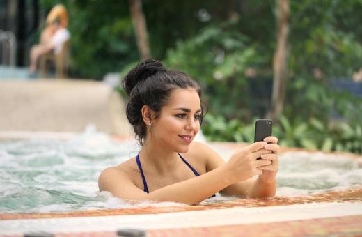 Ile kosztuje jacuzzi do ogrodu?