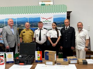 Rotary przekazuje sprzęt OSP Jelenia Góra