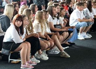 Uczniowie „Ósemki” świętowali koniec roku