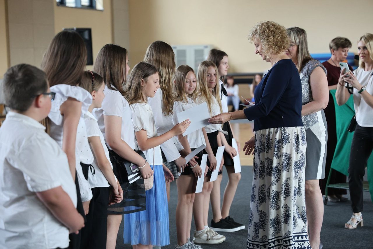 Uczniowie „Ósemki” świętowali koniec roku