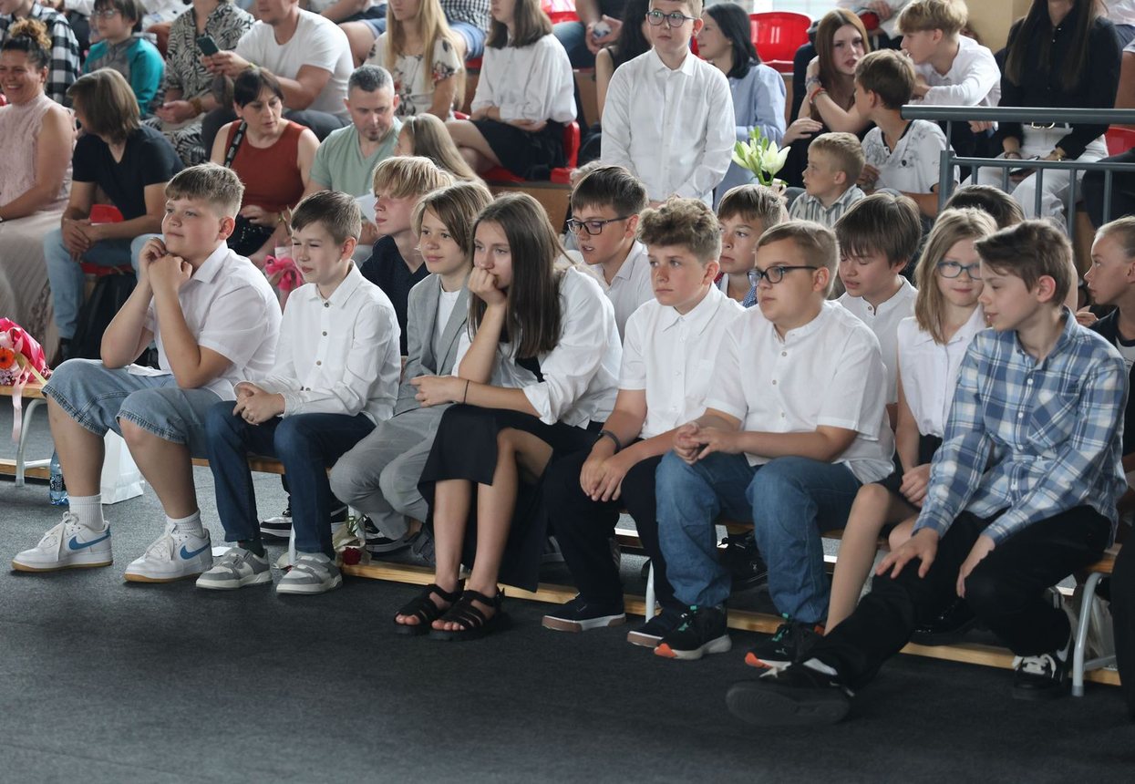 Uczniowie „Ósemki” świętowali koniec roku
