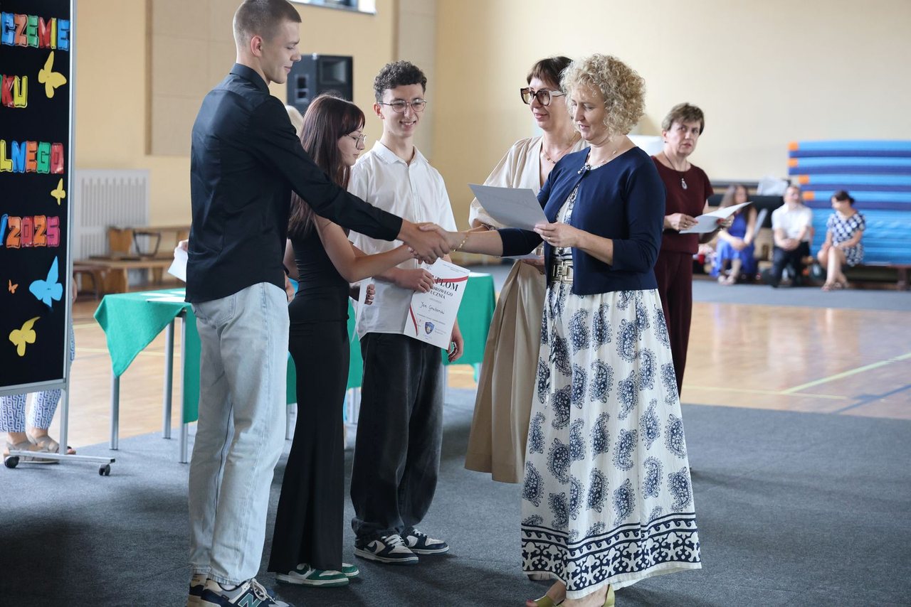 Uczniowie „Ósemki” świętowali koniec roku