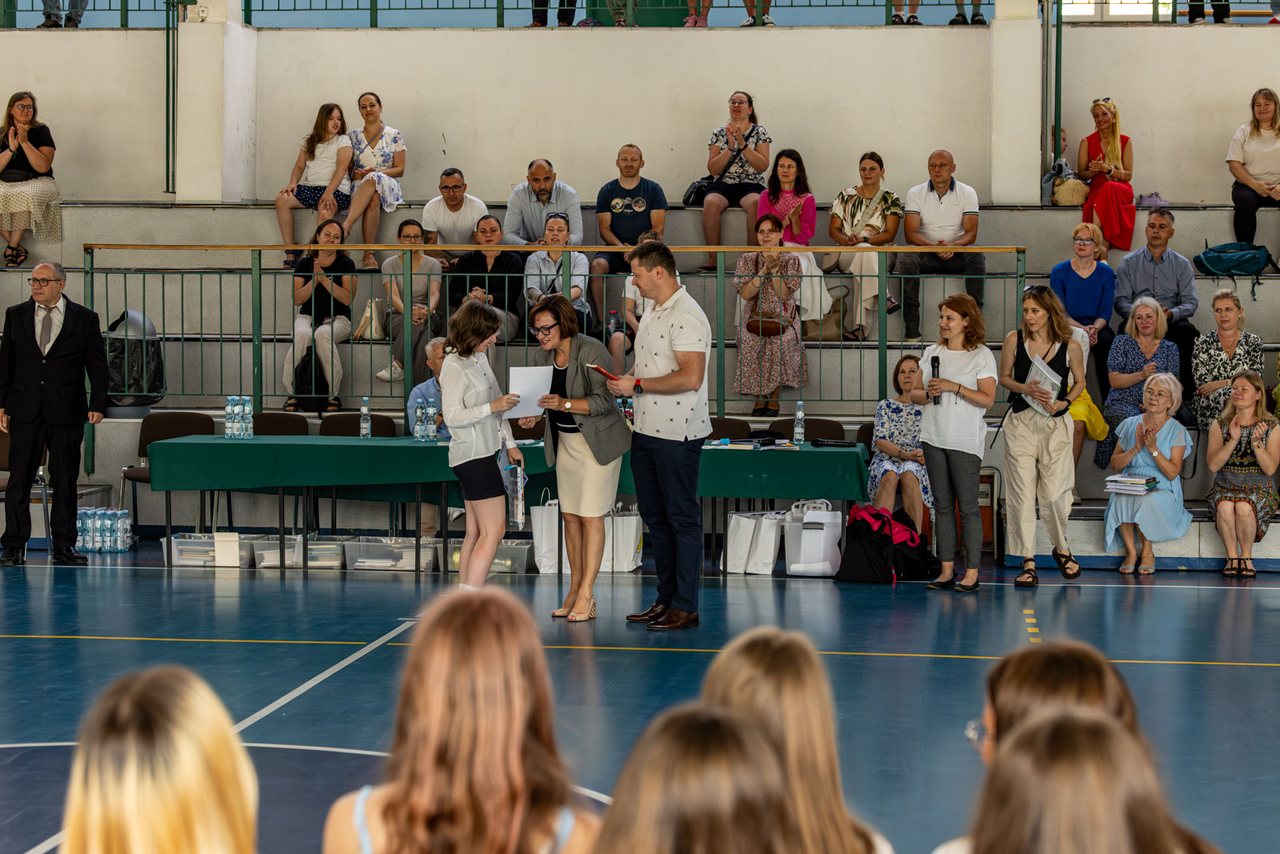 11 tysięcy uczniów ma wakacje