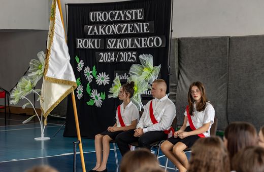 11 tysięcy uczniów ma wakacje