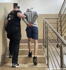 Ukradł... defibrylator