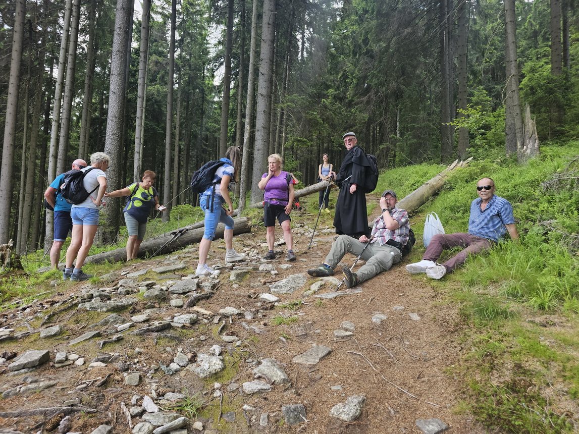 Wspólna modlitwa ponad granicami – pielgrzymka z Karpacza i Kowar do Małej Upy