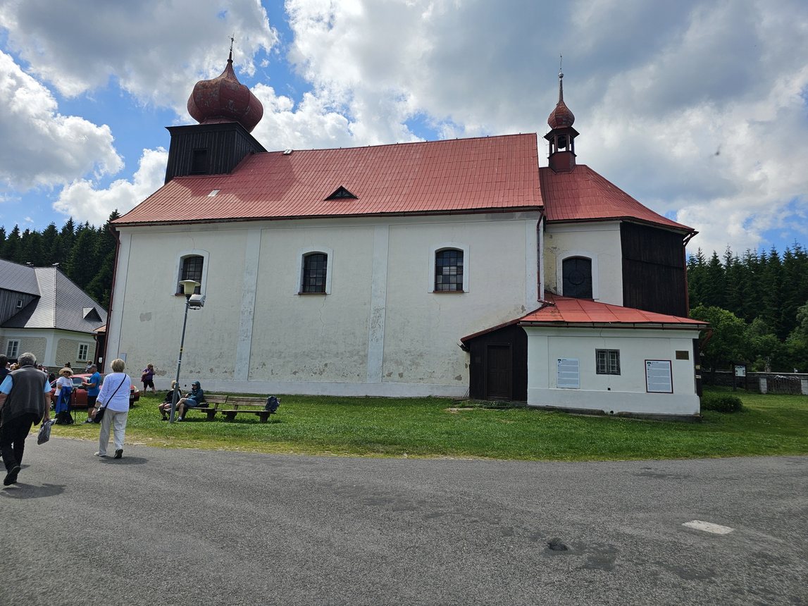 Wspólna modlitwa ponad granicami – pielgrzymka z Karpacza i Kowar do Małej Upy