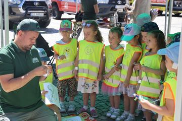 Zabawa i bezpieczny start lata