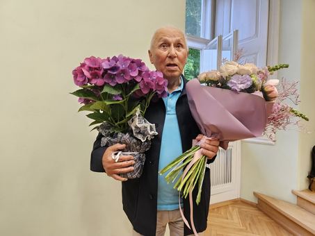 Odśpiewali "100 lat" twórcy Biegu Piastów