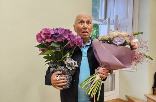 Odśpiewali "100 lat" twórcy Biegu Piastów