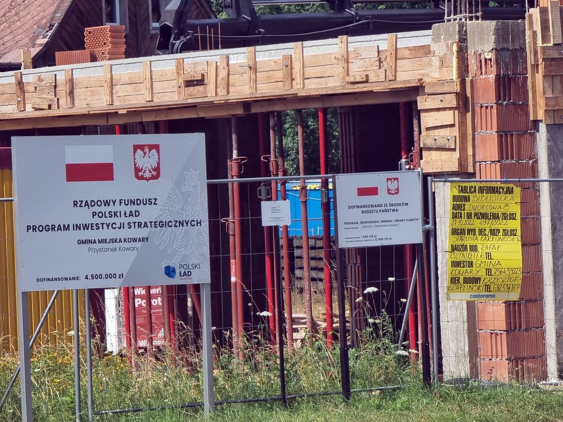 Nowoczesna biblioteka powstaje obok dworca