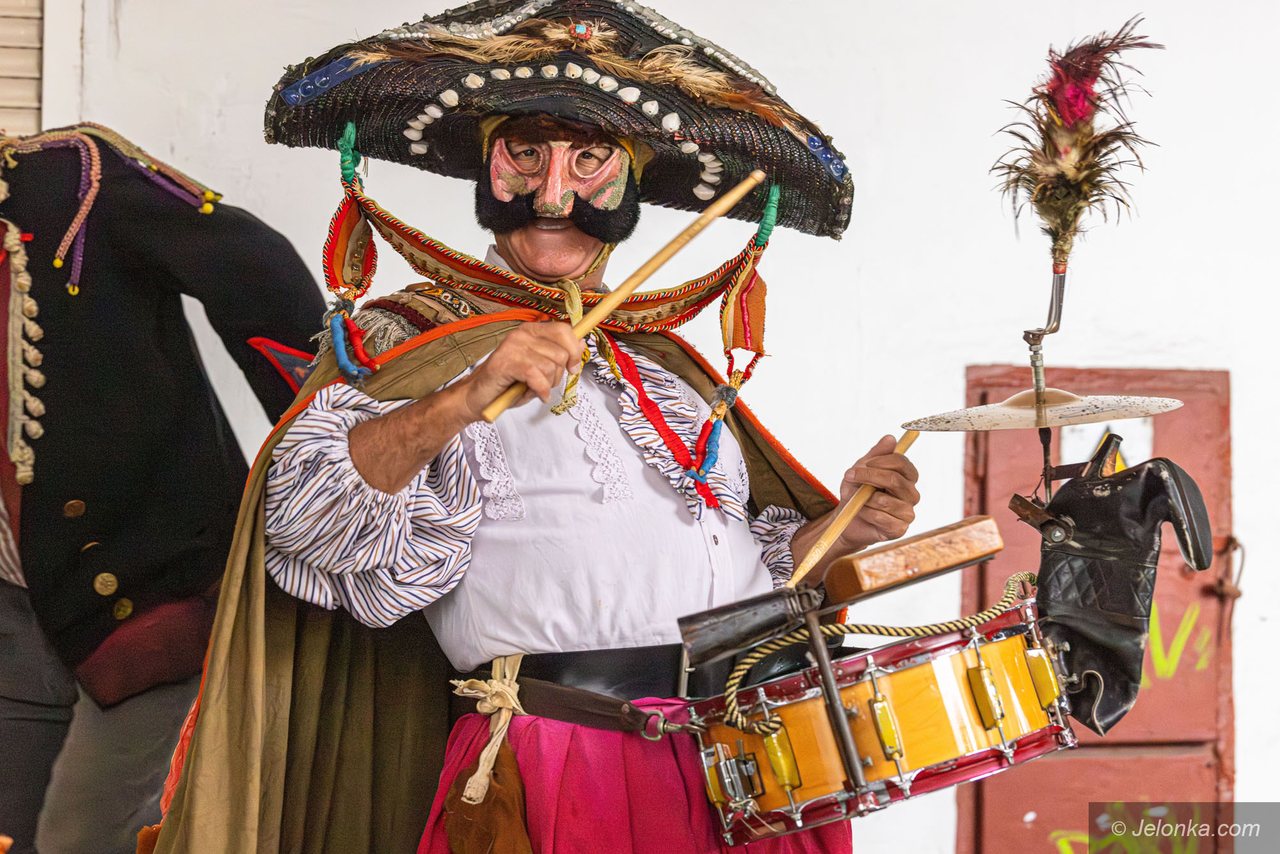 Teatry uliczne – Teatro Due Mondi