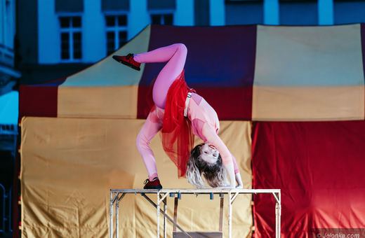 Teatry uliczne – Lwowski Teatr Vuala