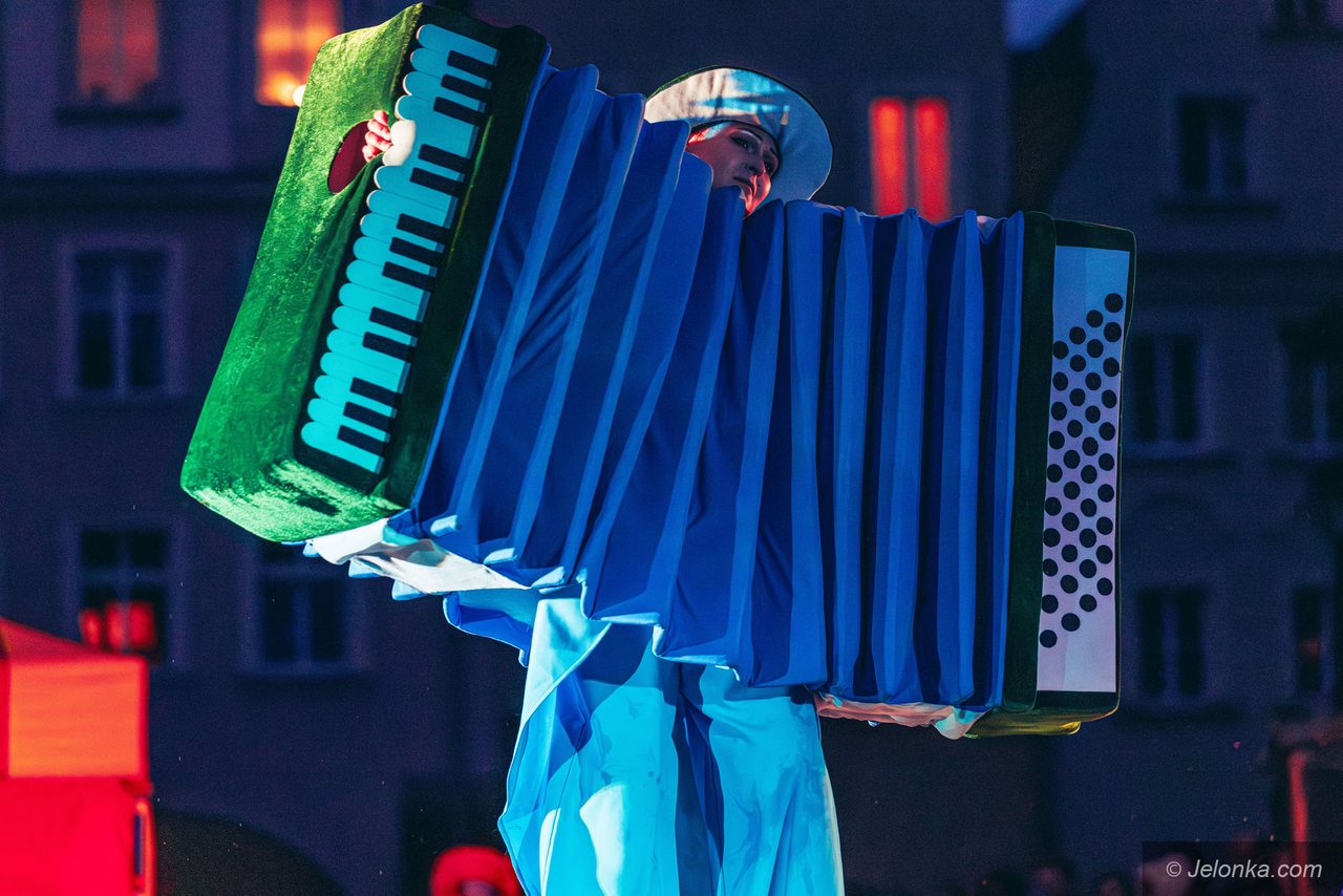 Teatry uliczne – Lwowski Teatr Vuala