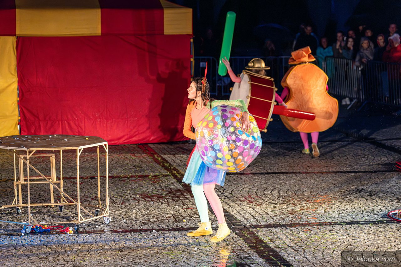 Teatry uliczne – Lwowski Teatr Vuala