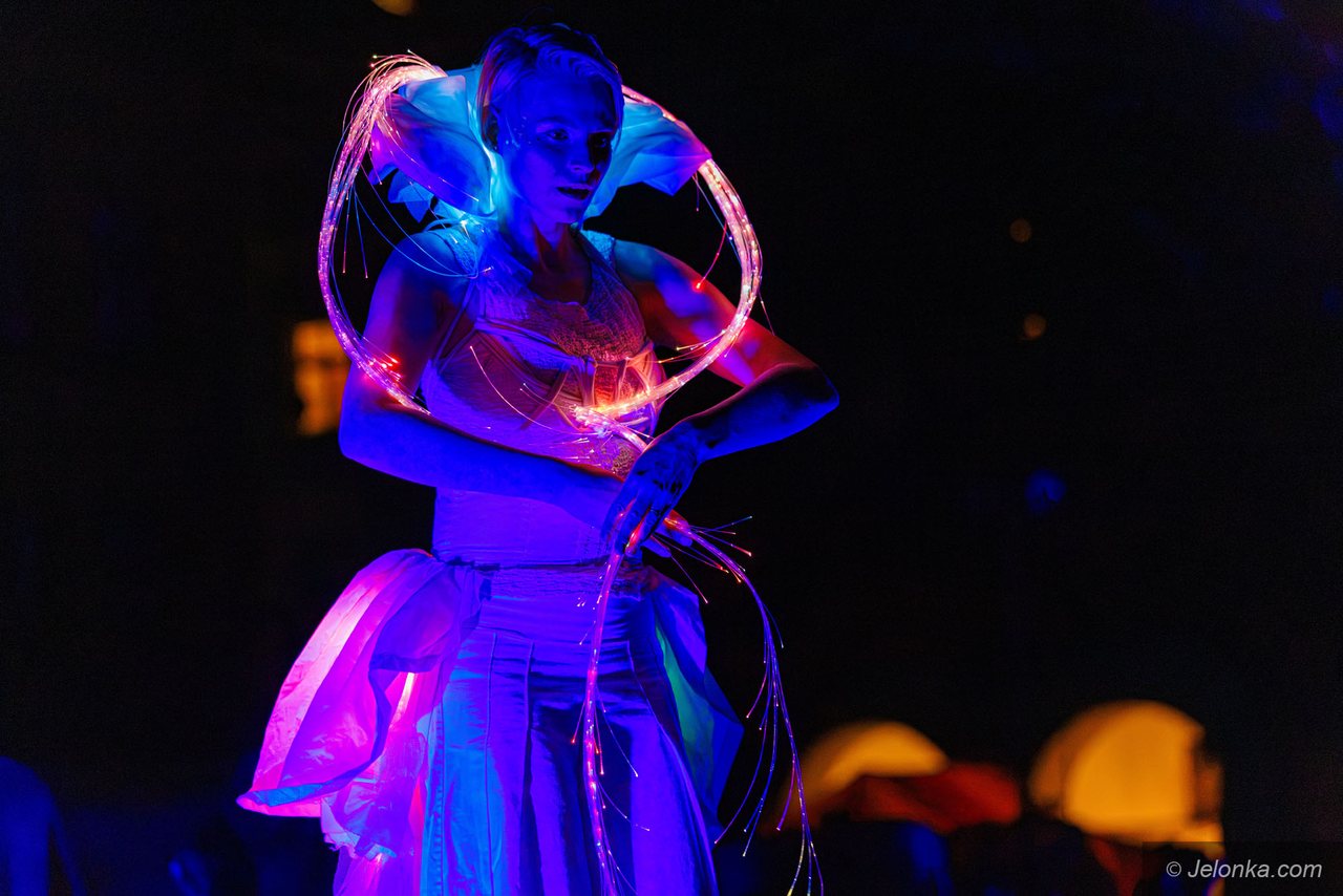 Teatry uliczne – Teatr Blackout Paradox