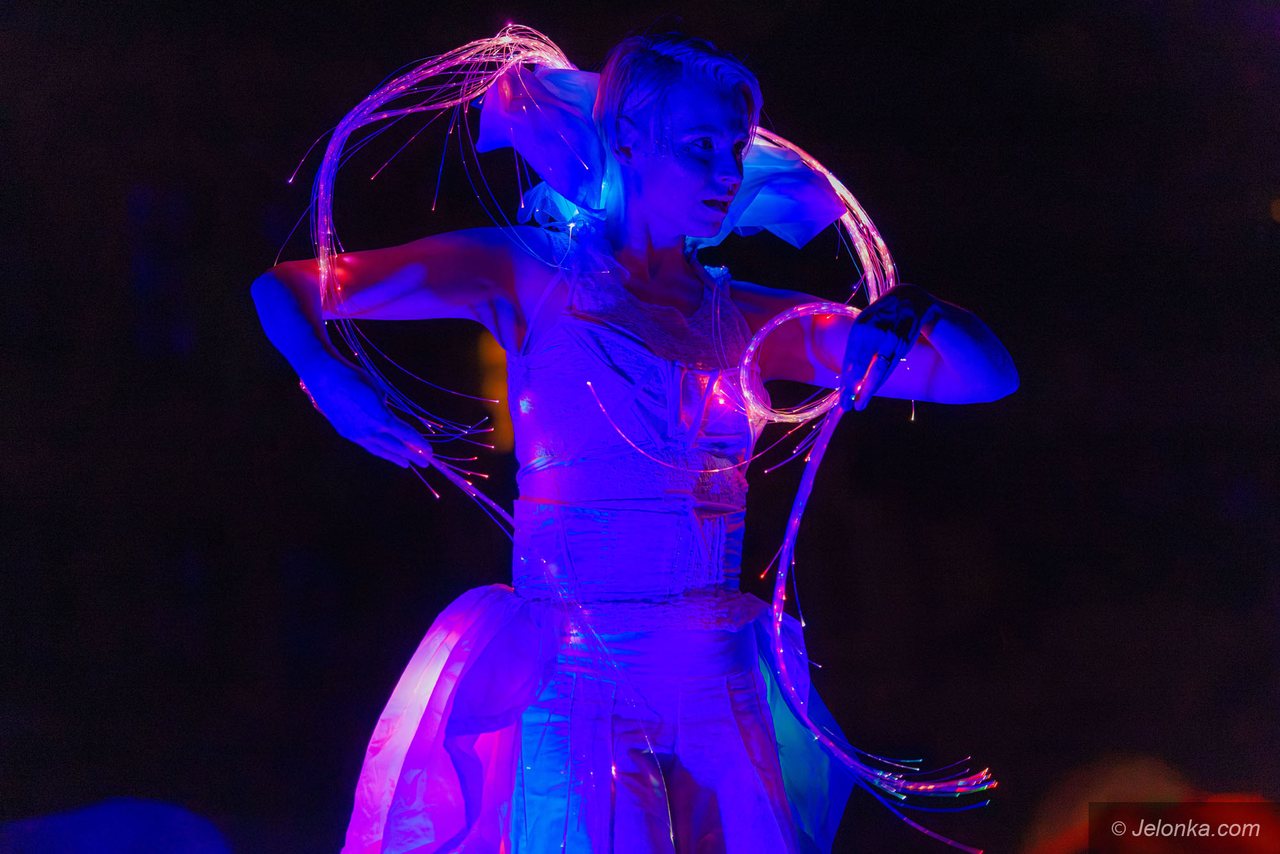 Teatry uliczne – Teatr Blackout Paradox