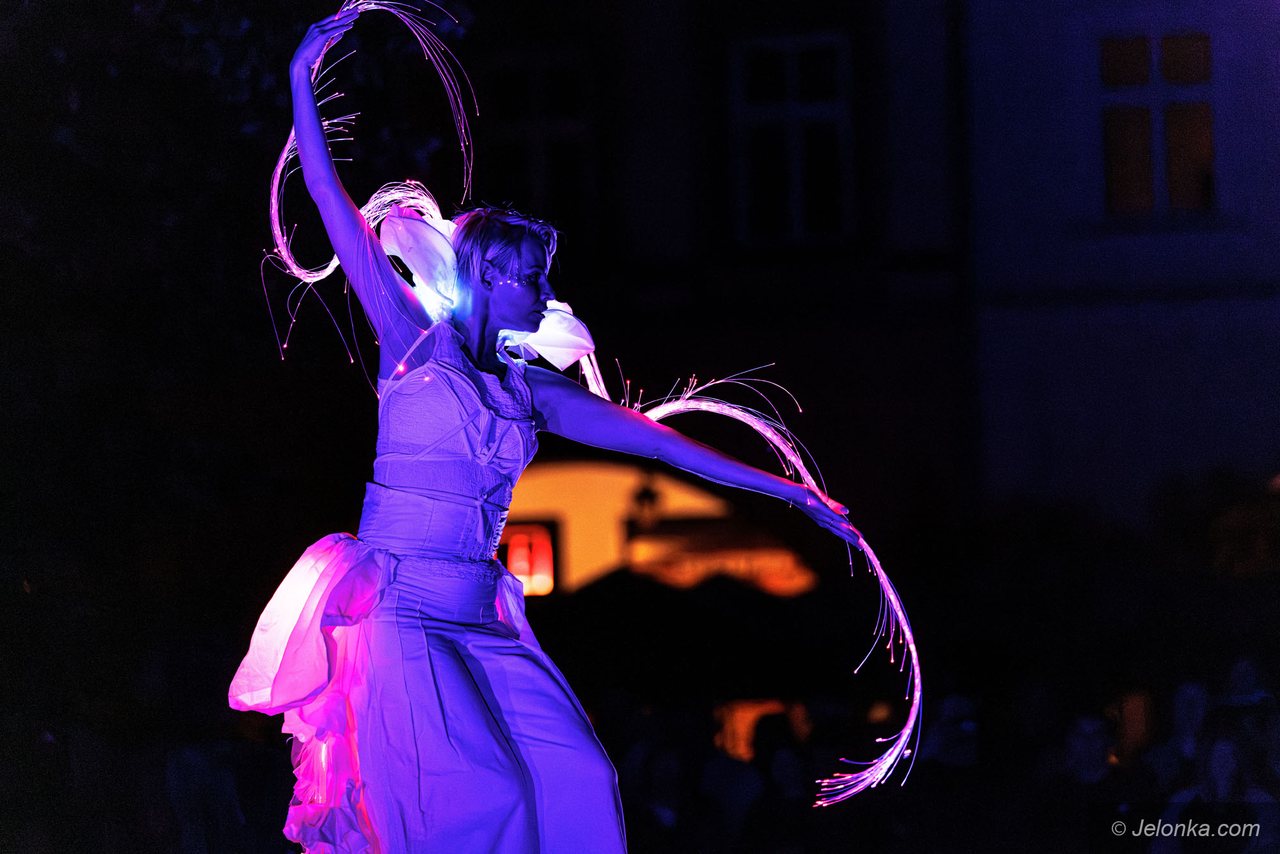 Teatry uliczne – Teatr Blackout Paradox