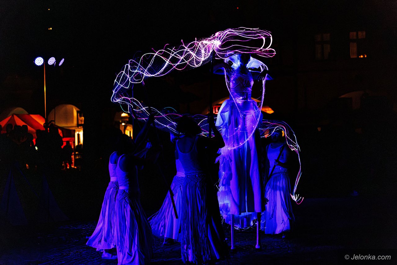 Teatry uliczne – Teatr Blackout Paradox