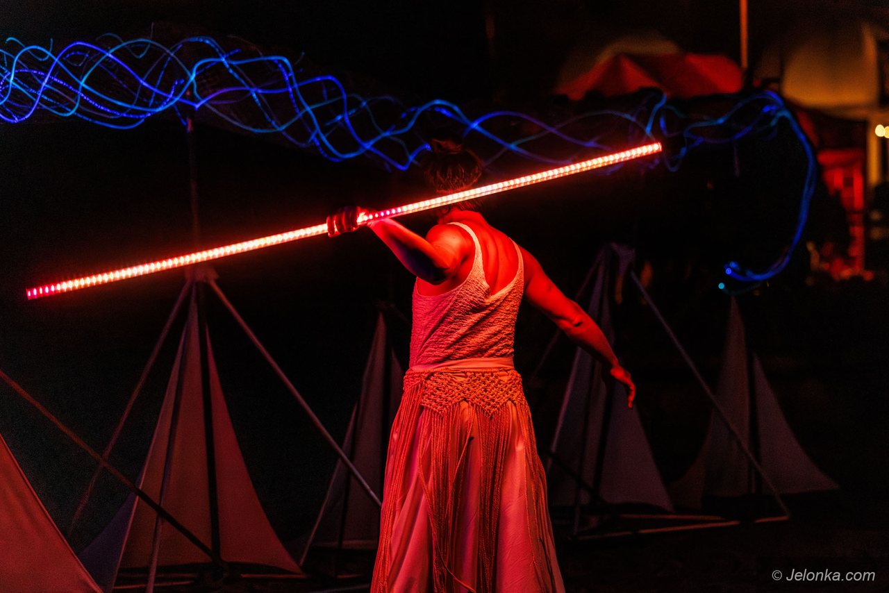 Teatry uliczne – Teatr Blackout Paradox