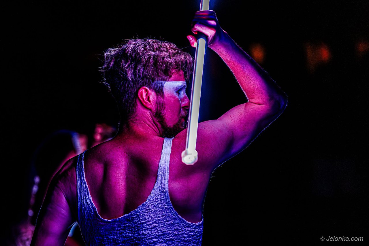 Teatry uliczne – Teatr Blackout Paradox
