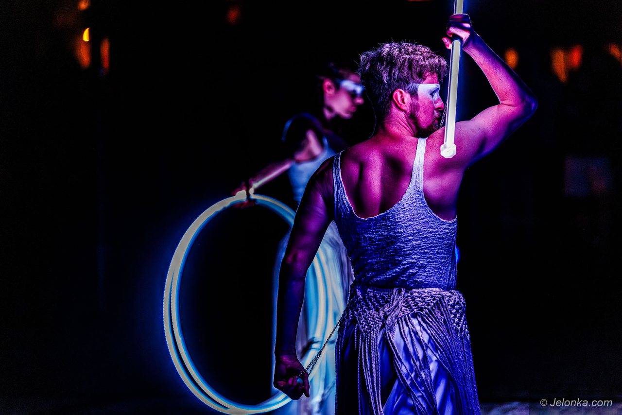 Teatry uliczne – Teatr Blackout Paradox